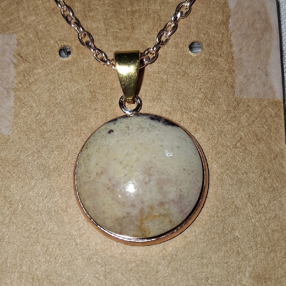 N010 Handmade Nebraska River Rock Necklace